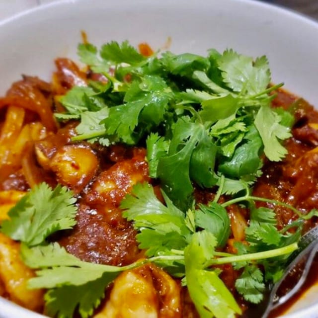Red Curry Prawns & Crab Noodles.